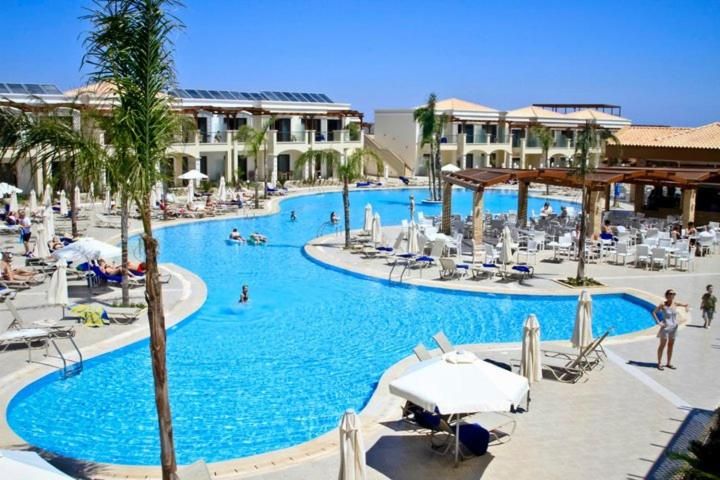 MYTHOS BEACH RESORT фото 2
