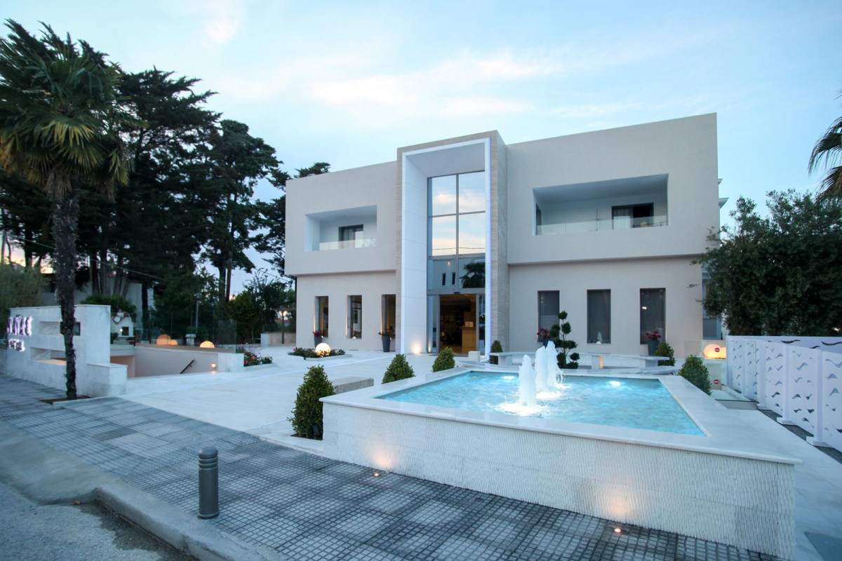 NAIAS HOTEL