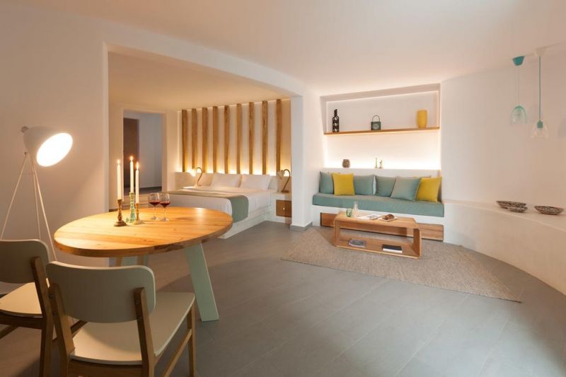NEPTUNE LUXURY SPA SUITES фото 3