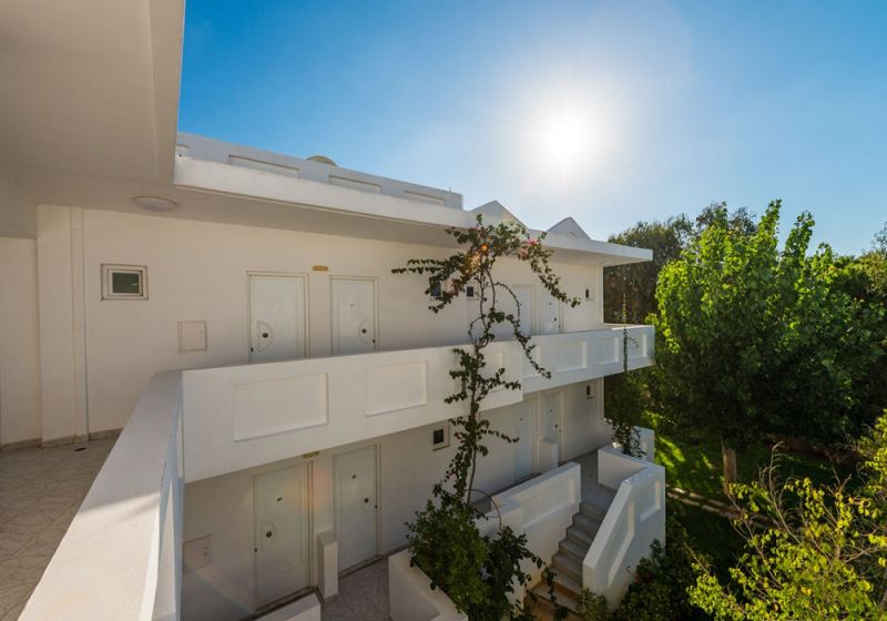 NIFOREIKA BEACH HOTEL & BUNGALOWS фото 8