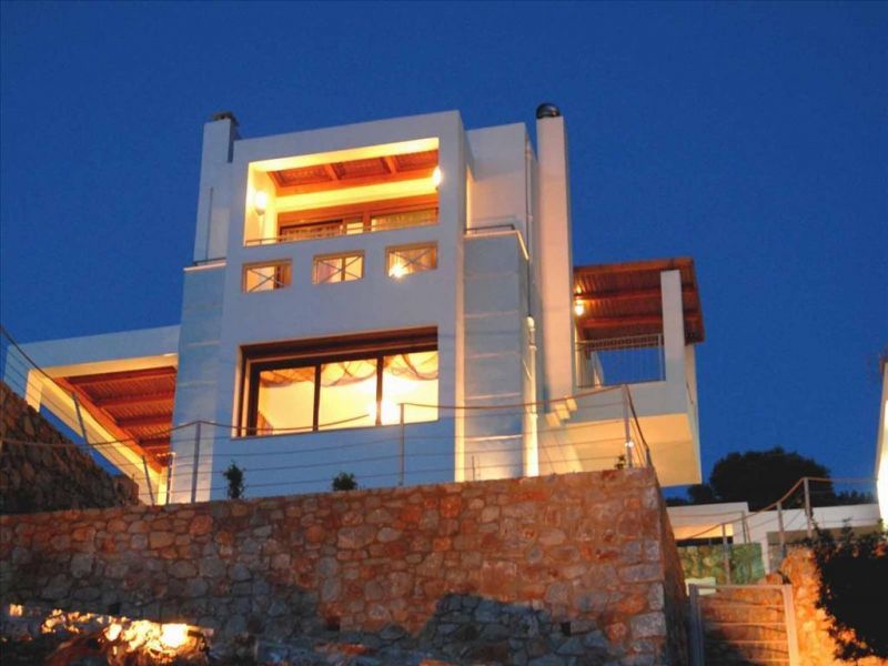 OCEANIDES LUXURY VILLAS