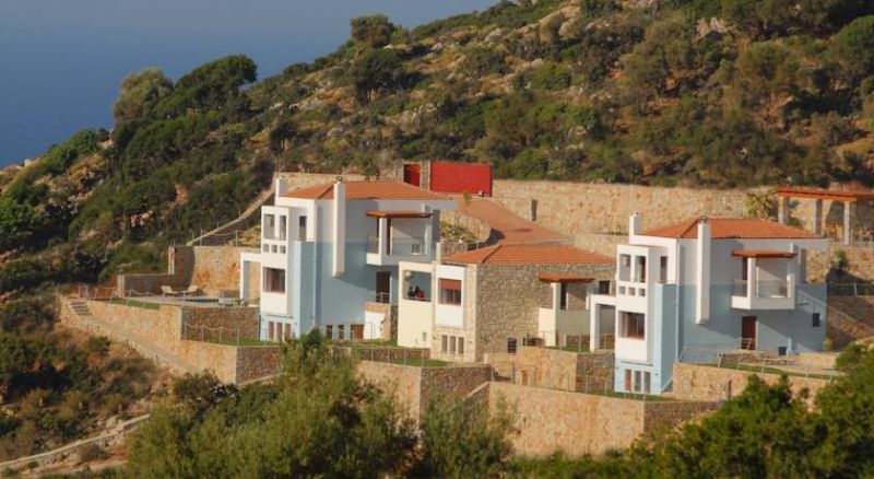 OKEANIDES LUXURY VILLAS