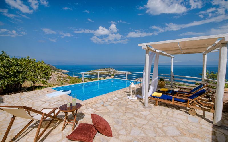 ORFOS STONES LUX VILLAS фото 6