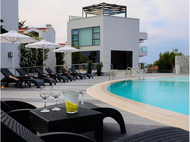 OSTRIA SEA SIDE