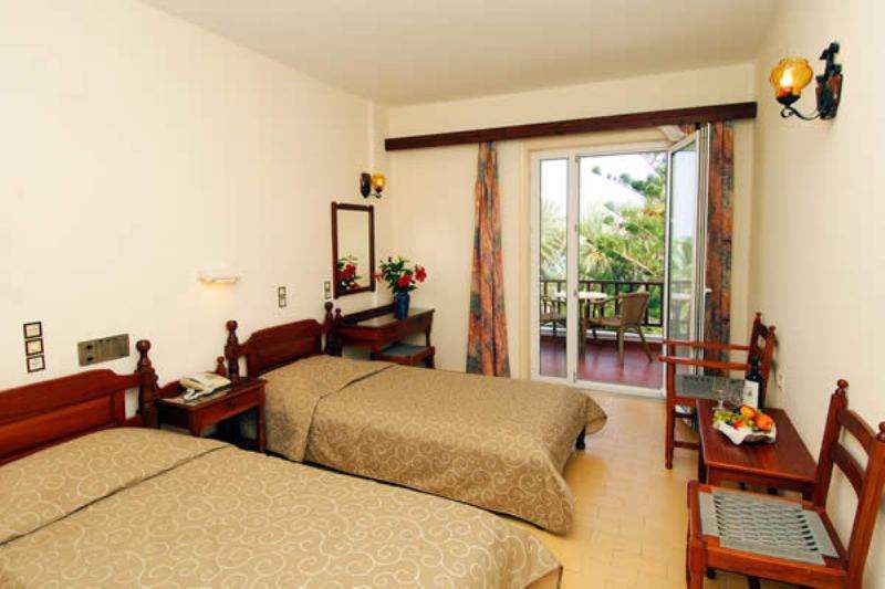 ZEUS HOTELS PALM BEACH фото 5