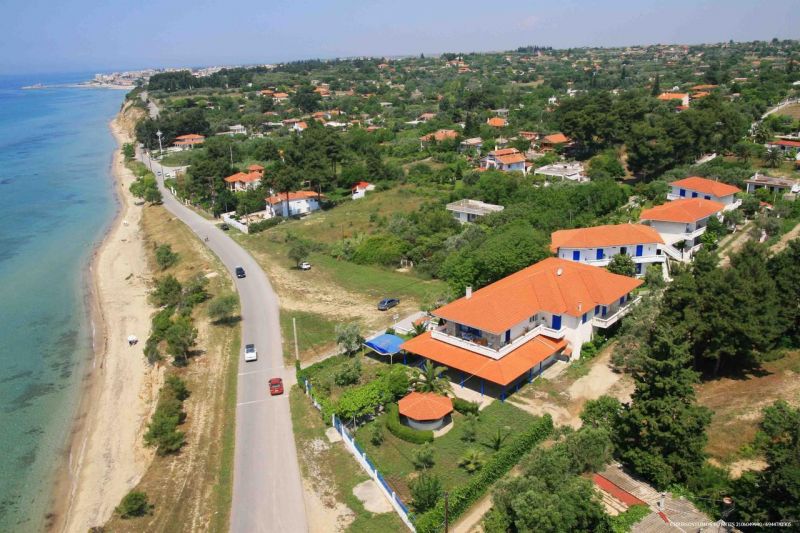 PARAKTIO APARTMENTS