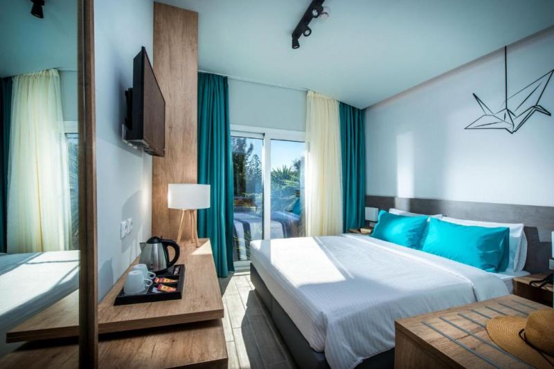 PARALOS LIFESTYLE BEACH ADULTS ONLY 16+ фото 3