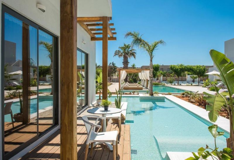 PARALOS LIFESTYLE BEACH ADULTS ONLY 16+ фото 8