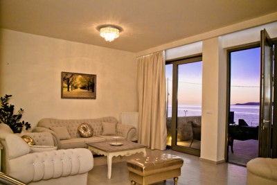 PERI & MARIA & KATRIN LUXURY VILLAS фото 5