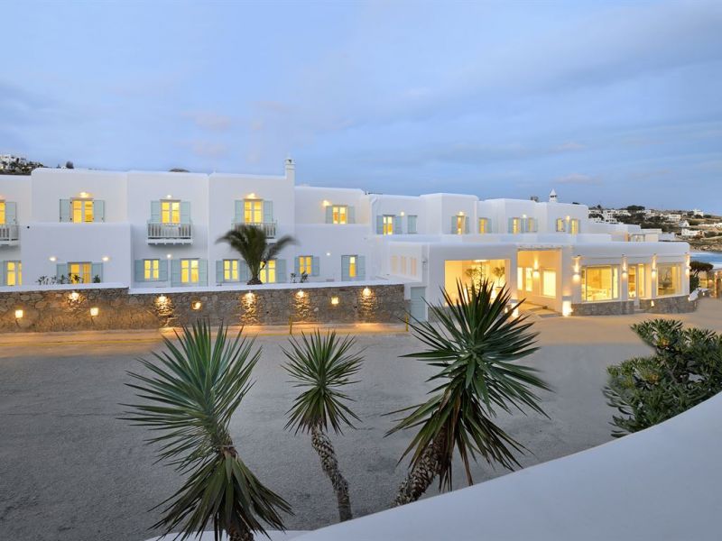 PETINOS HOTEL