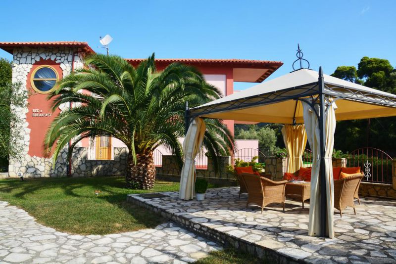 PETROS ITALOS BED & BREAKFAST фото 3