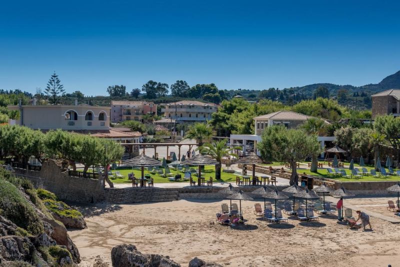 PLAKA BEACH RESORT фото 7