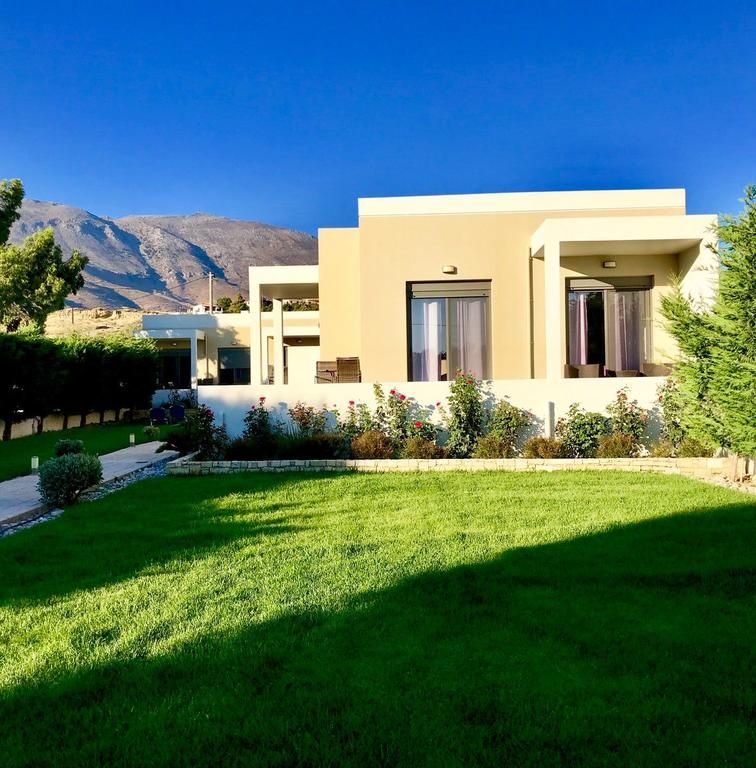 PLAKIAS SUITES