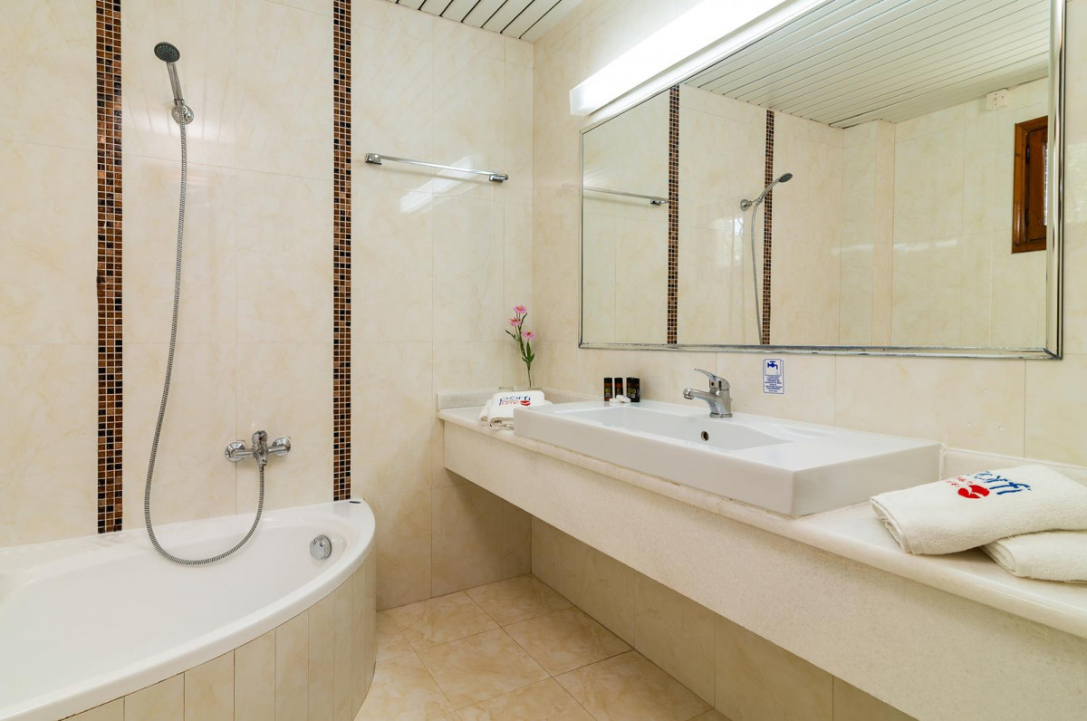 PORFI BEACH HOTEL фото 8