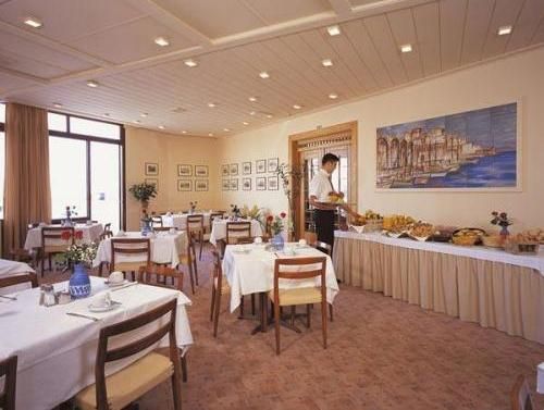 PORTO VENEZIANO HOTEL & SUITES фото 3