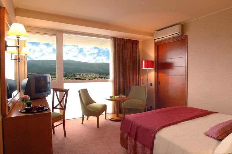 PRESIDENT HOTEL