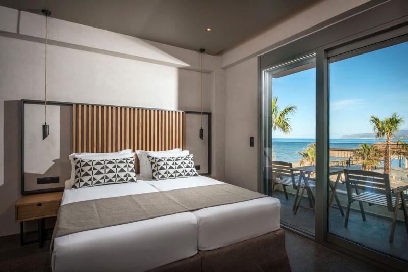 RIVIERA BEACH HOTEL фото 3