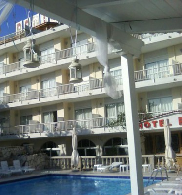 RODINI BEACH HOTEL фото 2