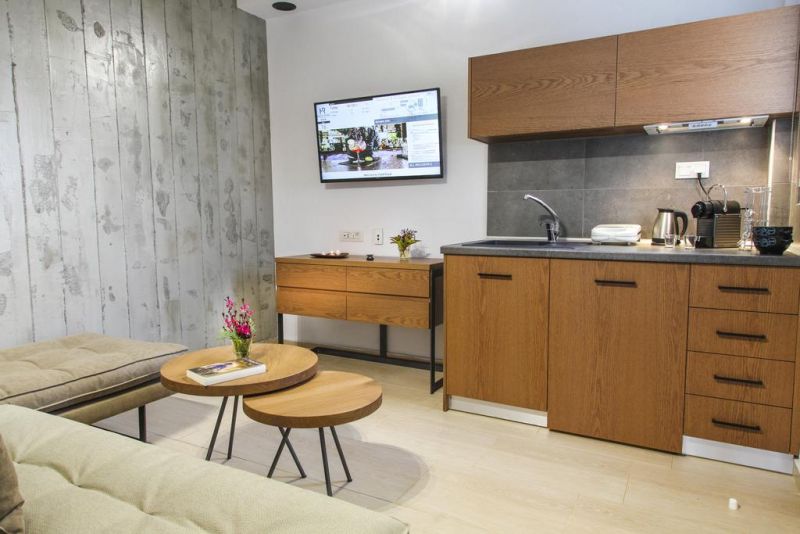 ROYAL HOTEL AND SUITES фото 6