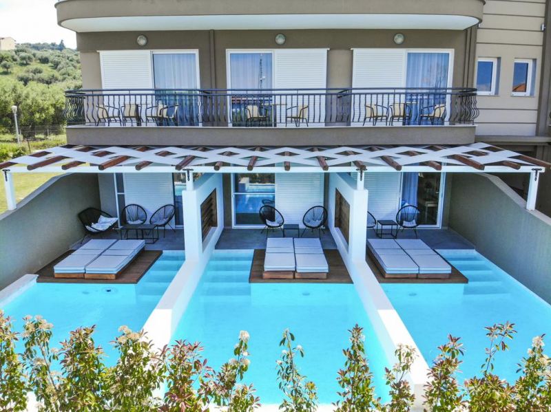 ROYAL HOTEL AND SUITES фото 7