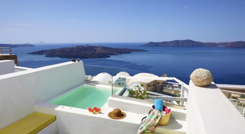 SANTORINI ROYAL SUITES