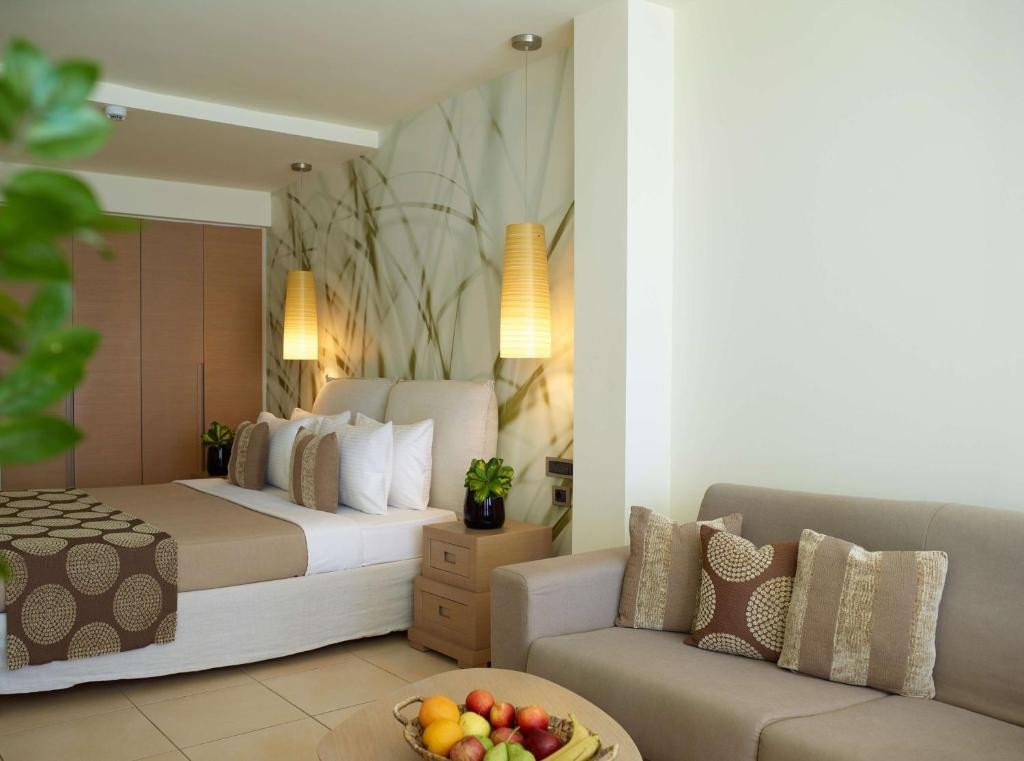 THE IXIAN GRAND & ALL SUITES ADULTS ONLY фото 3