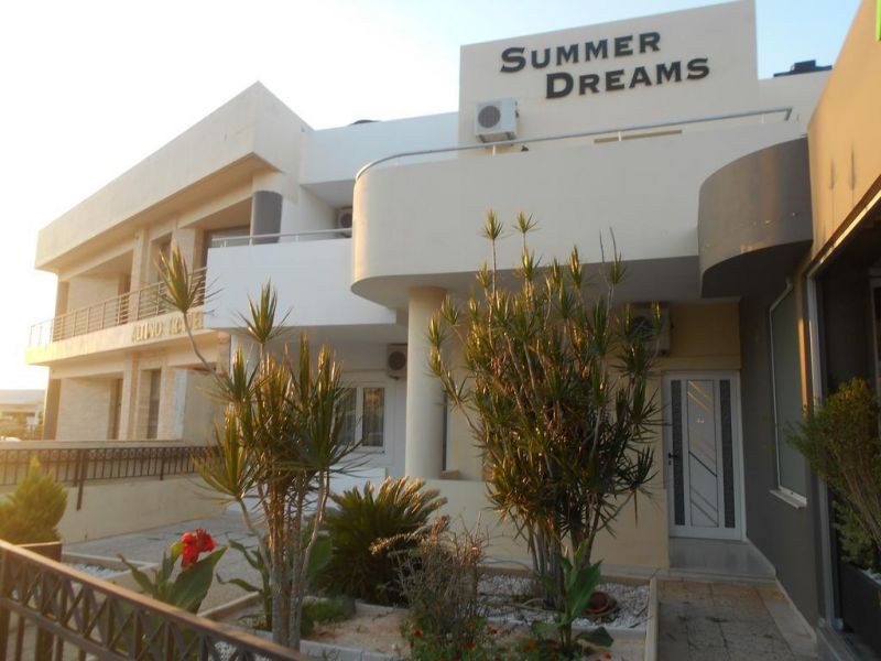 SUMMER DREAMS MALIA