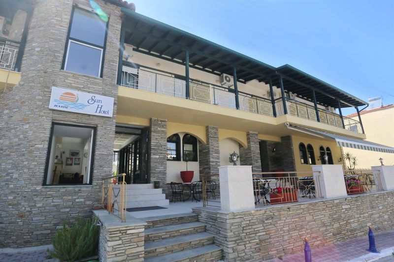 SUN HOTEL