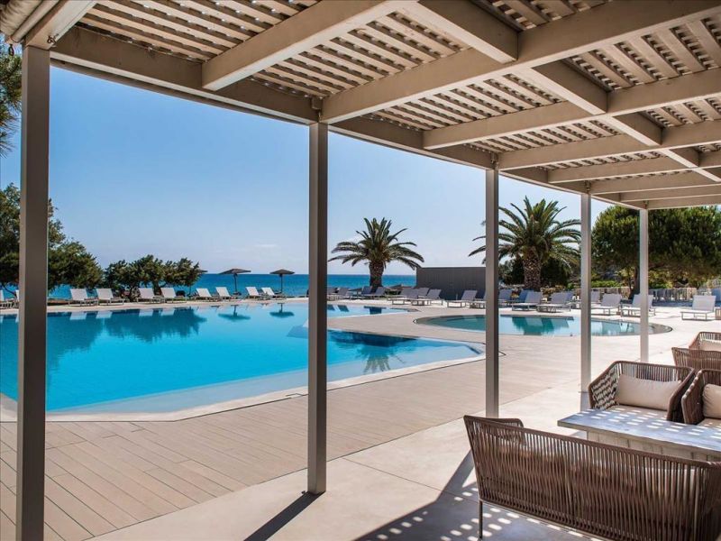 THE BAY HOTEL & SUITES фото 2