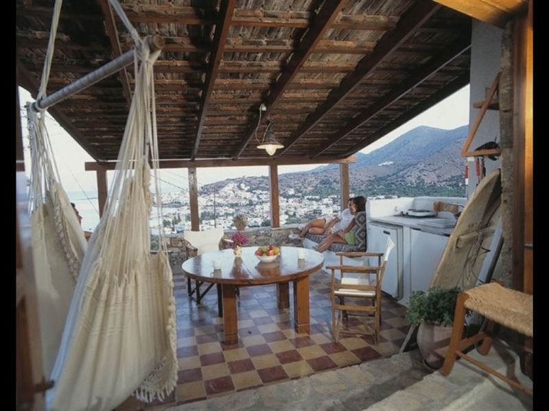 THE TRADITIONAL HOMES & VILLAS OF CRETE фото 2