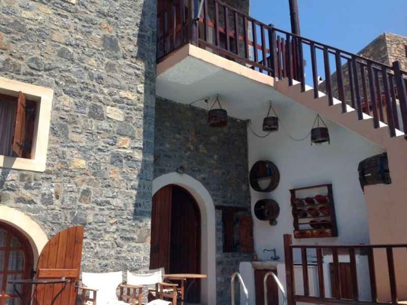 THE TRADITIONAL HOMES & VILLAS OF CRETE фото 8