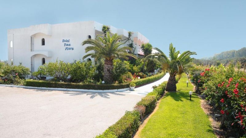 TINA FLORA HOTEL