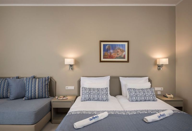 VANTARIS GARDEN & CORNER APT фото 4