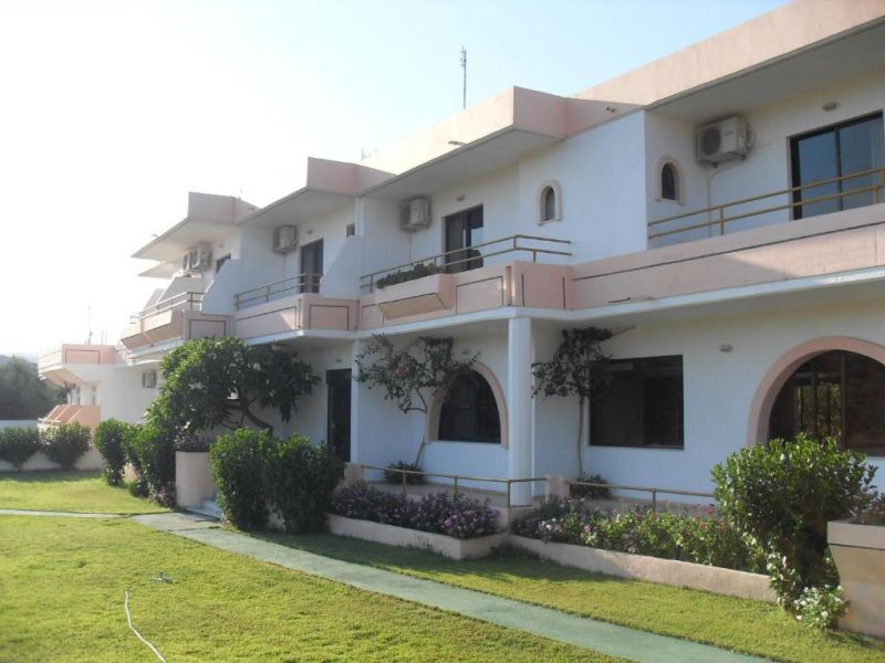 VERA STUDIOS