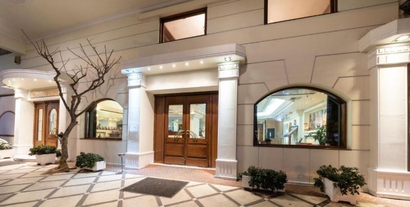 VERGINA HOTEL