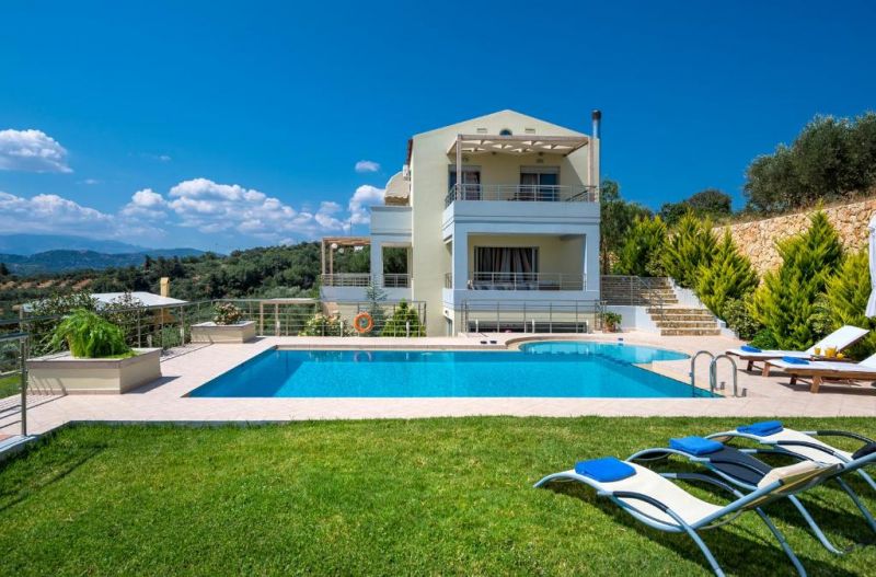 VILLA ATHINAIS