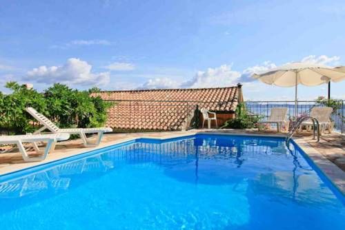 VILLA CALYPSO APT