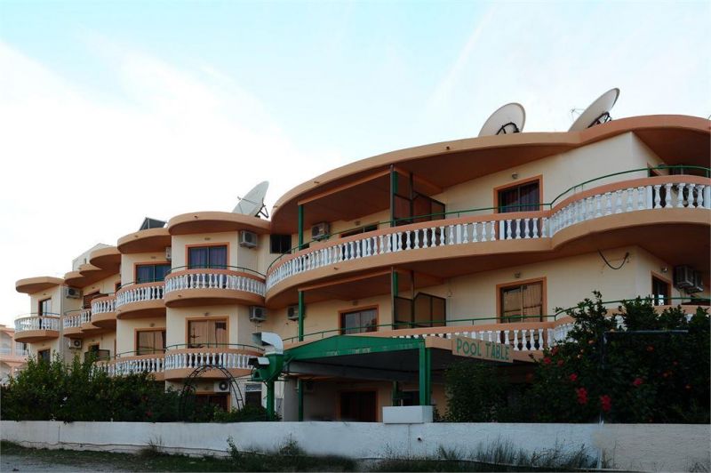 VILLA GEORGE STUDIOS
