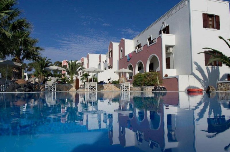 VILLA MANOS