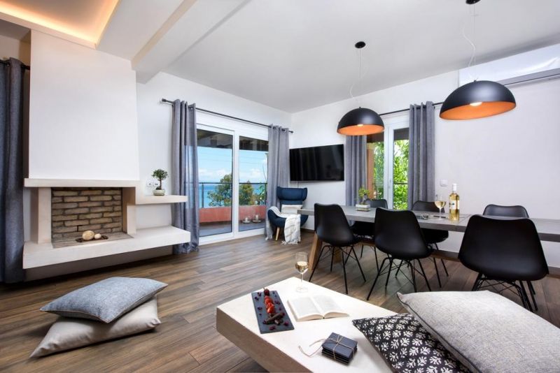 VILLA NEAR THE BEACH