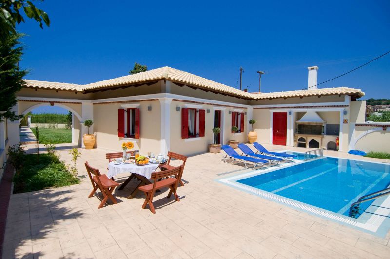 VILLA ZAMORA