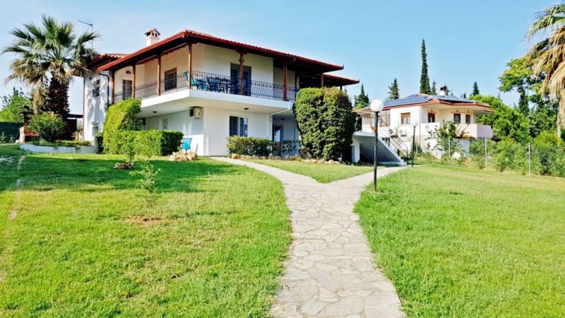 VILLAGE MARE METAXIA
