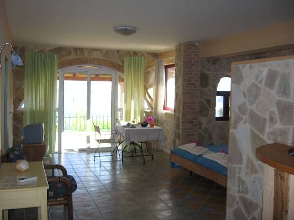 VILLAS CAVO MARATHIA фото 3