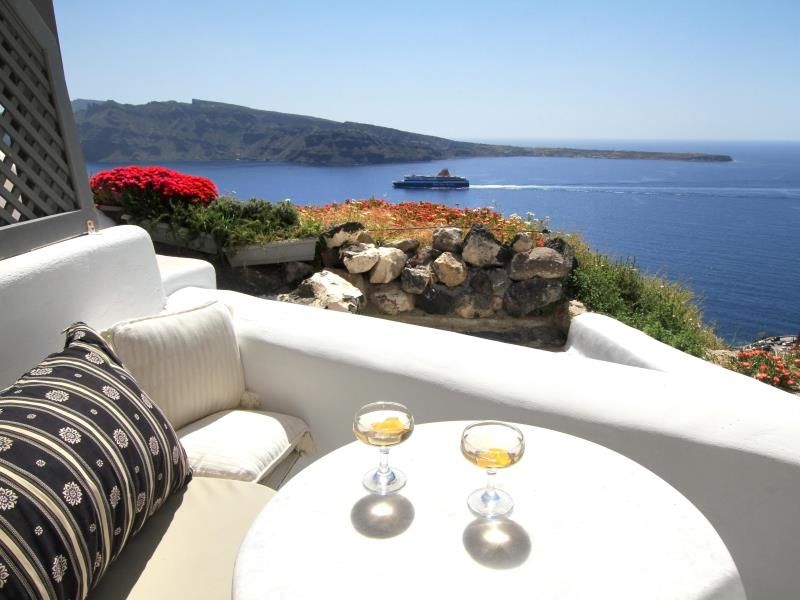 VIP SUITES OIA APARTMENTS фото 2