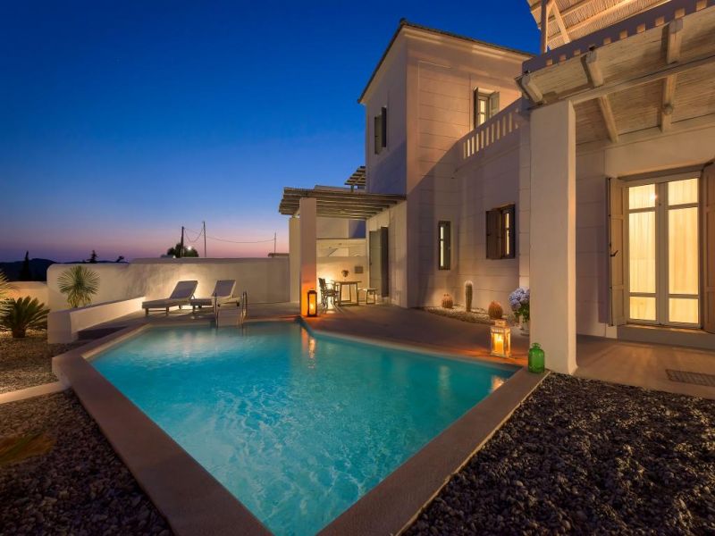 WHITE VILLAGE VILLAS 