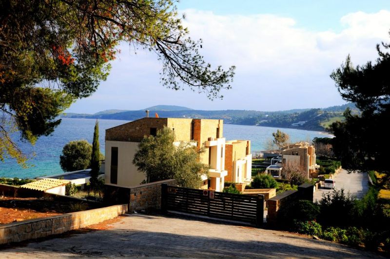 ZENAS VILLAS