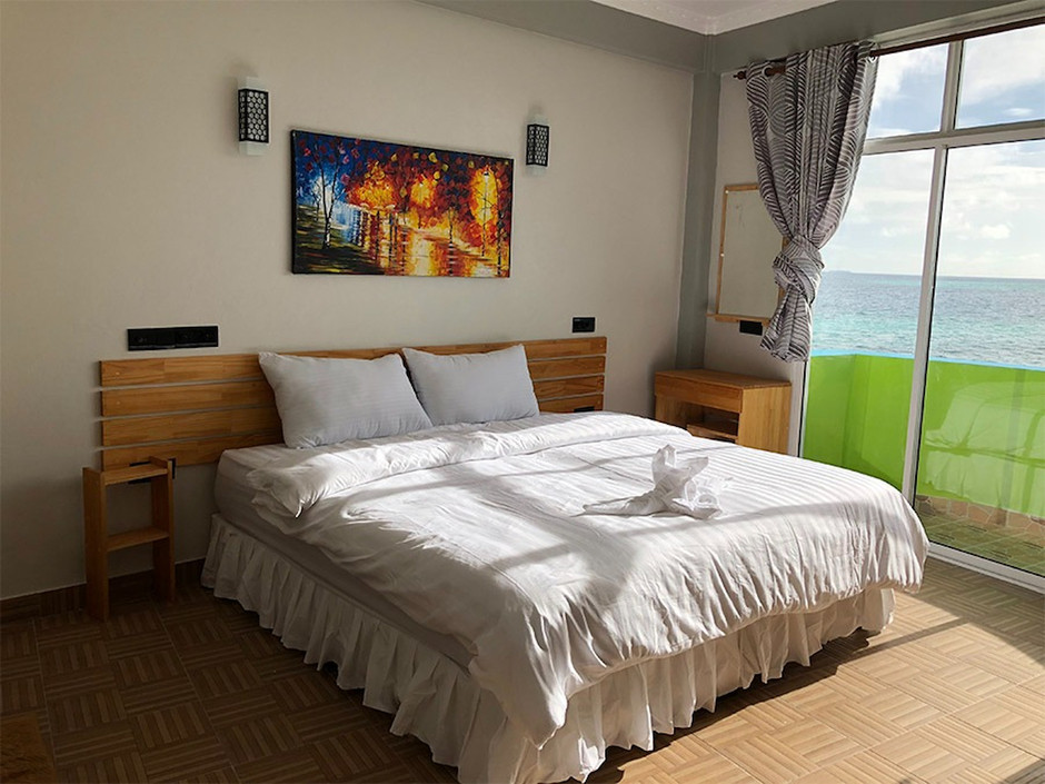 IRIS BEACH RESIDENCE фото 5