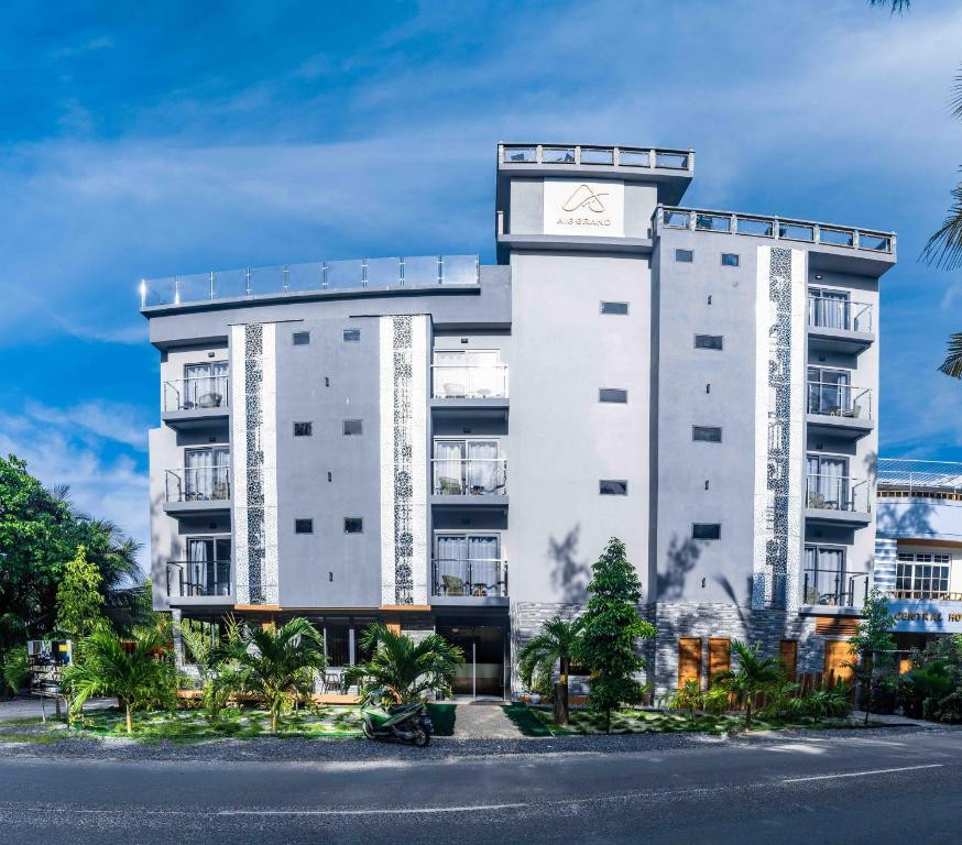 AIG GRAND HOTEL