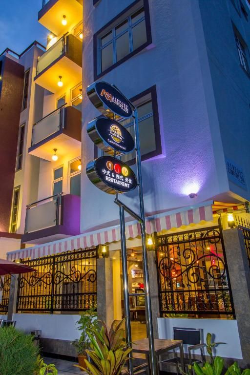 AIRPORT COMFORT INN PREMIUM фото 4