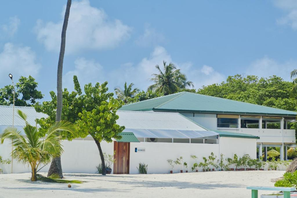 AKOMADOO RETREAT GUEST HOUSE